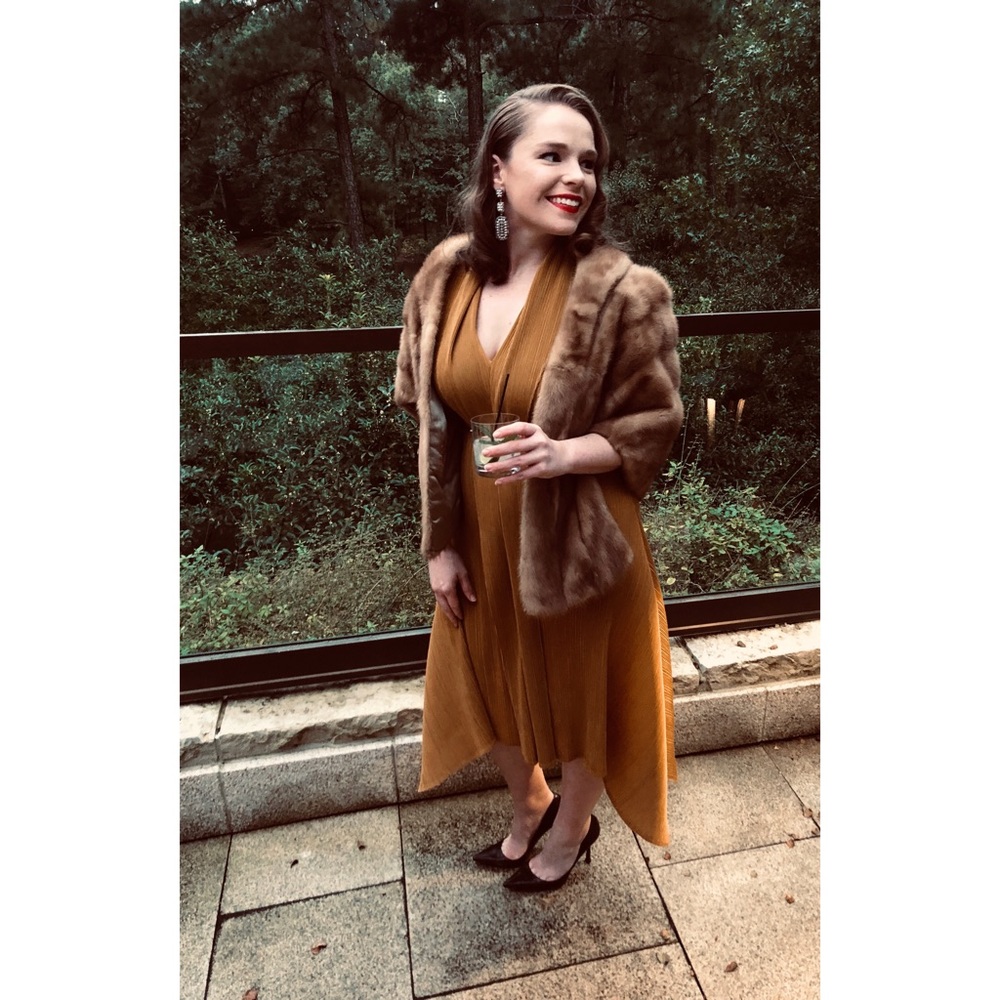 Meet your Posher, Elizabeth!